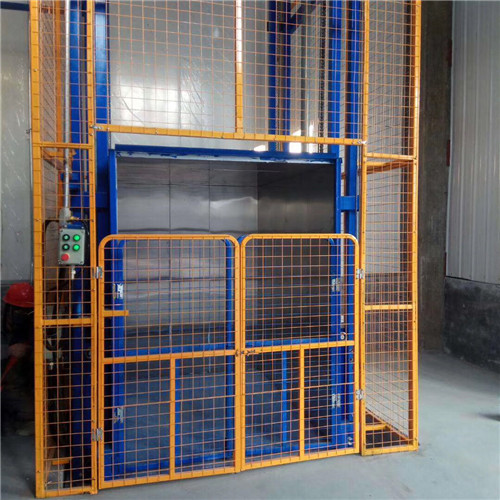 導軌式升降平臺